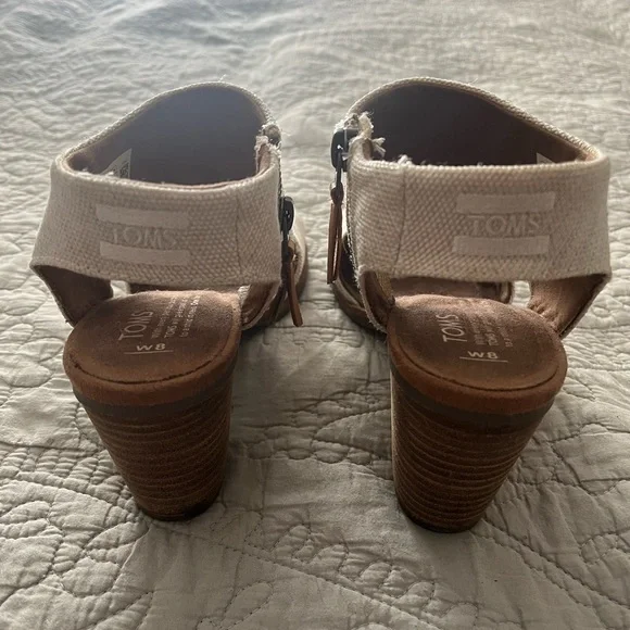 TOM’s Women’s Majorca City Heeled Sandals - Picture 2 of 3